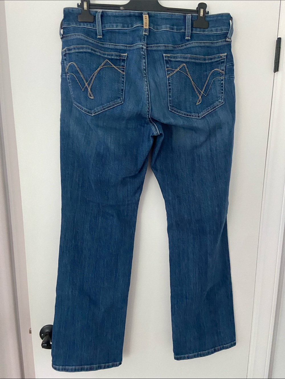Ariat Perfect Rise Straight Jeans - Picture 10 of 12